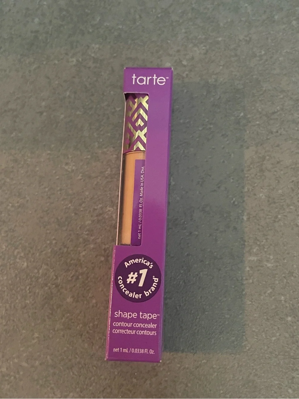 Tarte Travel Shape Tape. Shade 20B light